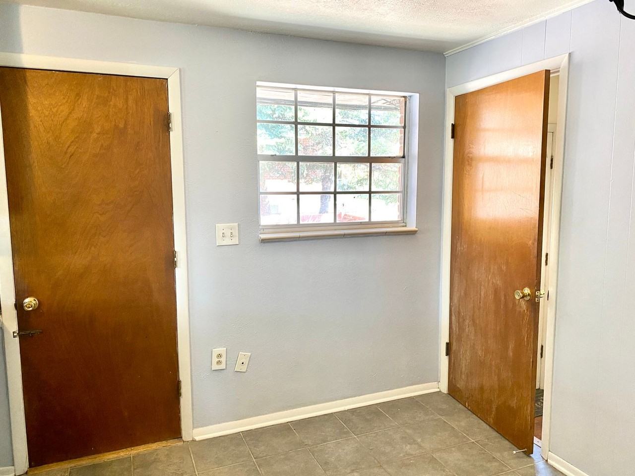 6614 Urban St - Photo 5 of 16