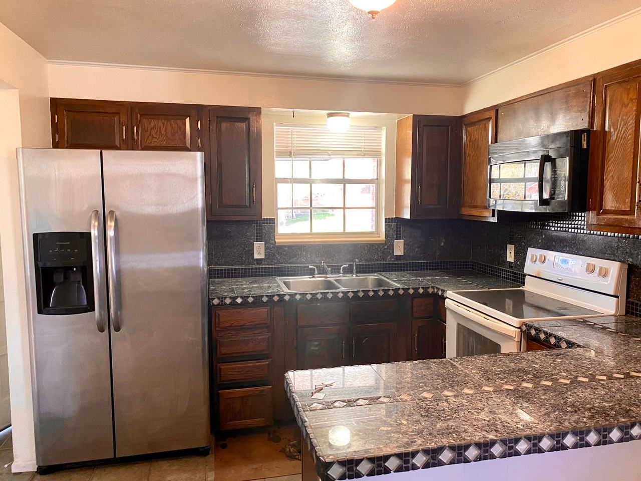 6614 Urban St - Photo 6 of 16