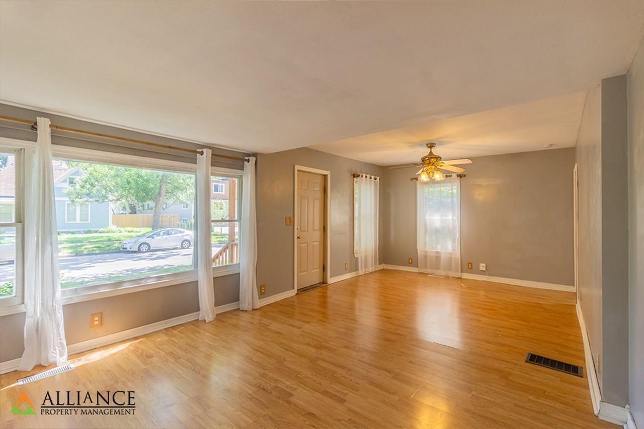 520 Fremont St - Photo 4 of 26