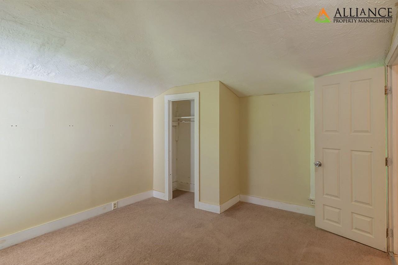 520 Fremont St - Photo 7 of 26