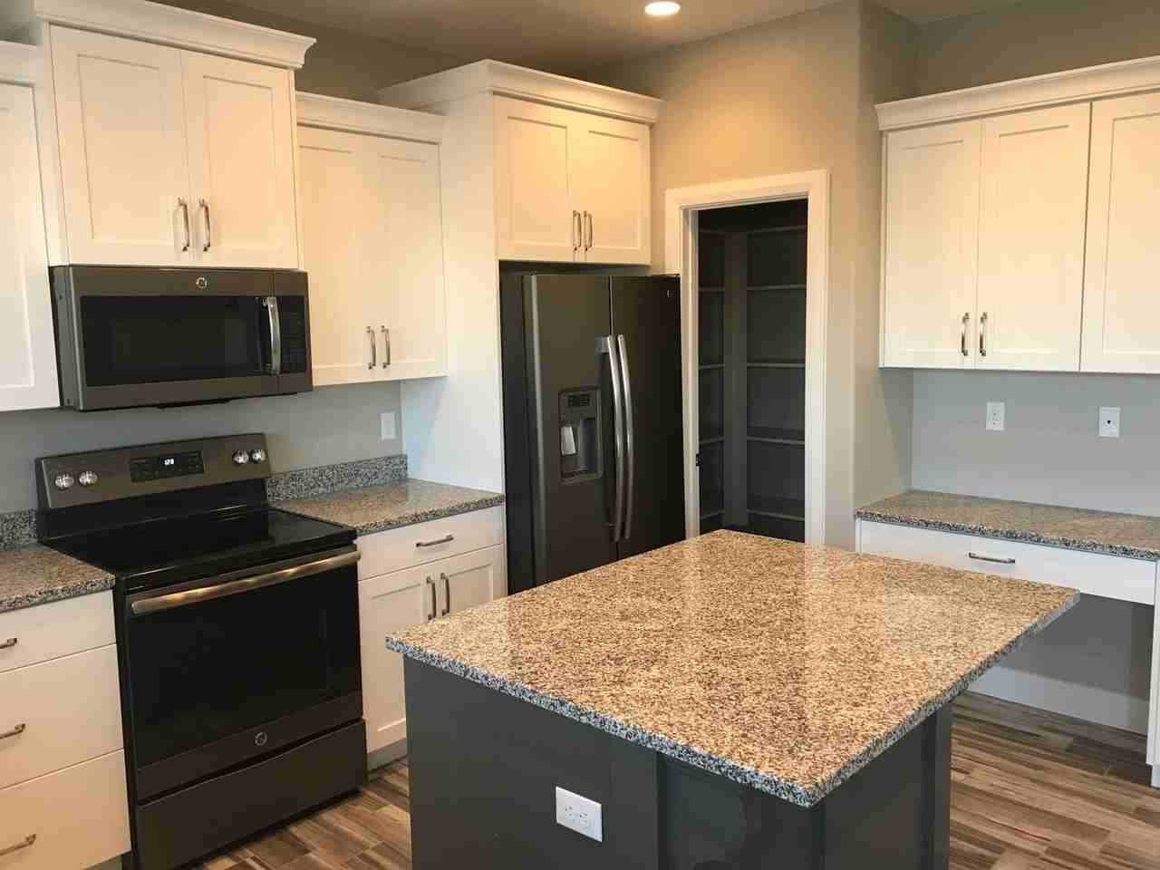 2520 Blackhawk Dr #62 - Photo 3 of 41