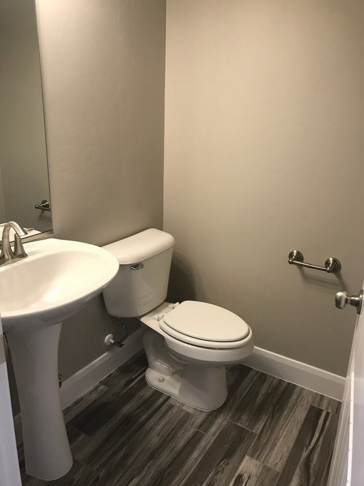 2520 Blackhawk Dr #62 - Photo 4 of 41