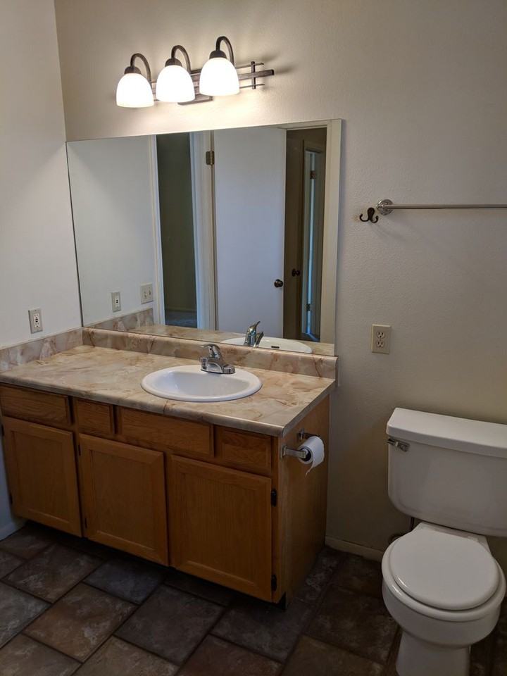 1000 N Beaver St - Photo 7 of 14