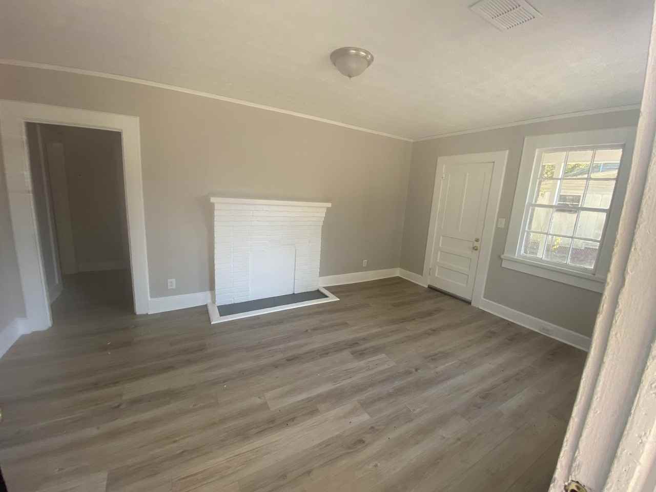 204 28th Ave - Photo 3 of 11