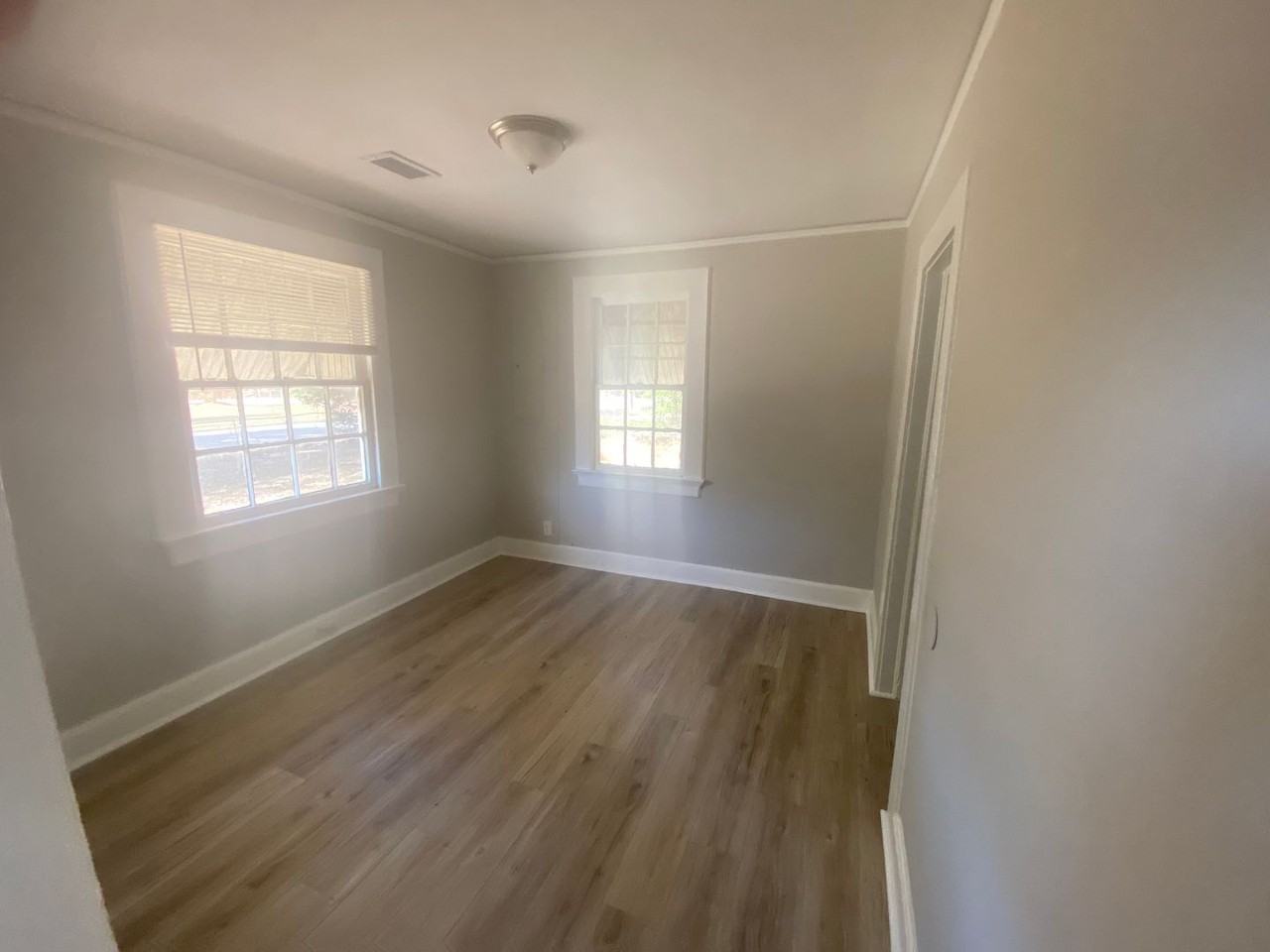 204 28th Ave - Photo 4 of 11