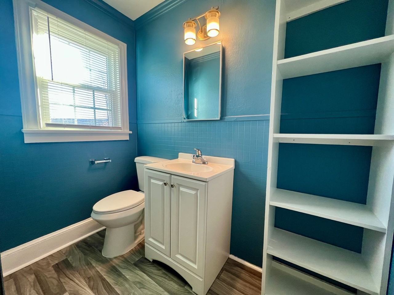 412 Shade St - Photo 5 of 10