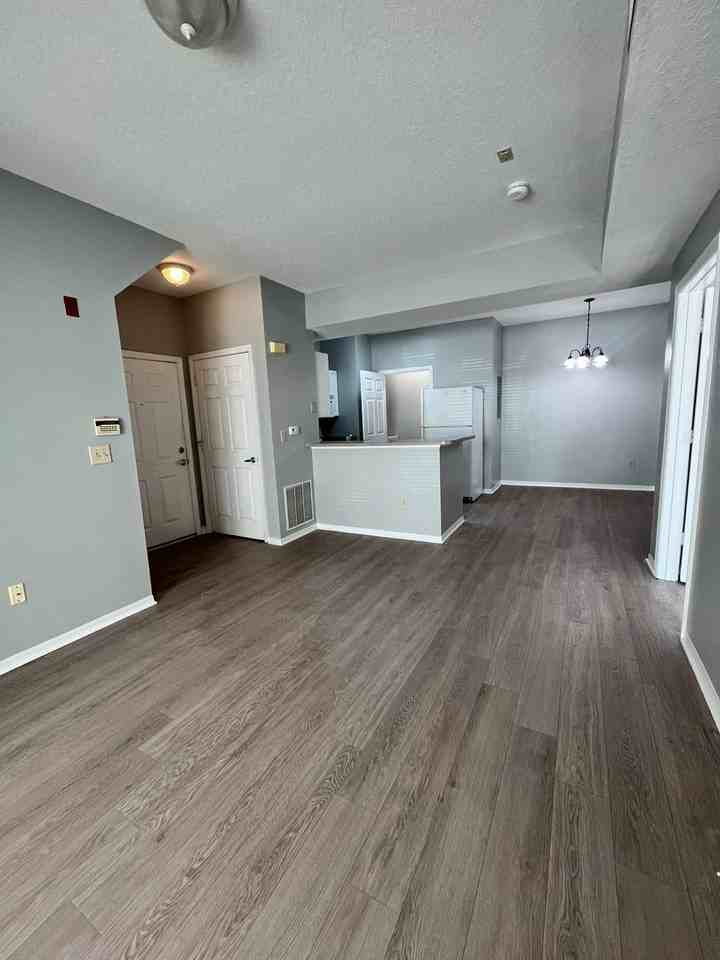 20108 Harbour Vista Cir #20108 - Photo 3 of 25