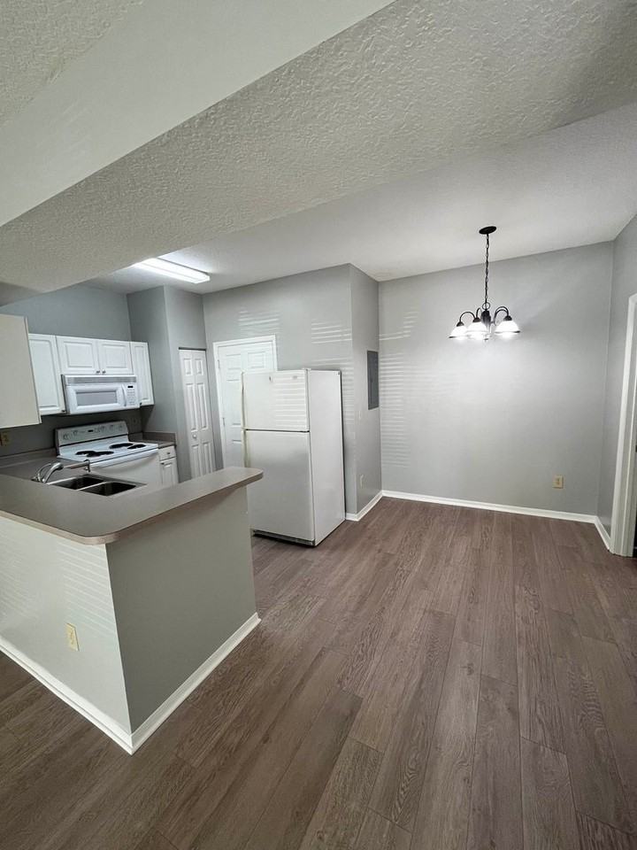 20108 Harbour Vista Cir #20108 - Photo 5 of 25