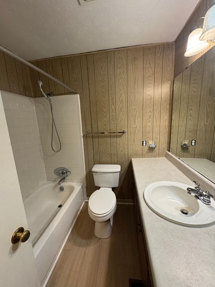 2317 Glenvale Rd - Photo 7 of 11