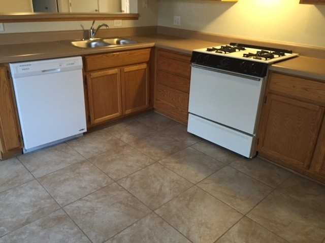 11346 E 26th St - Photo 2 of 10