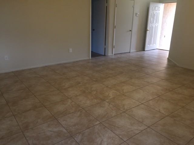 11346 E 26th St - Photo 3 of 10