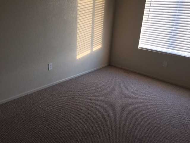 11346 E 26th St - Photo 4 of 10