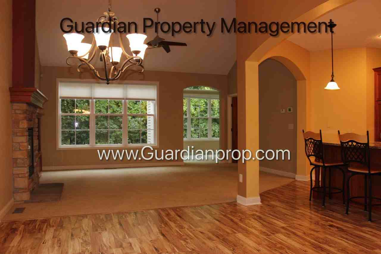 10712 Toledo Ln N - Photo 7 of 25