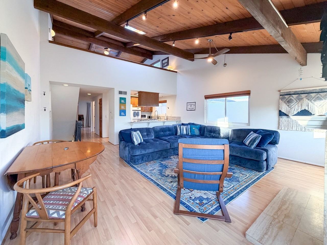 Rossmore Retreat - Photo 6 of 30