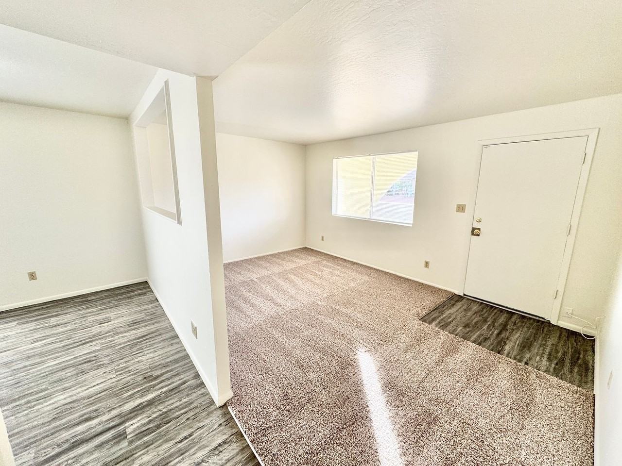 4520 W Hatcher Rd - Photo 6 of 38