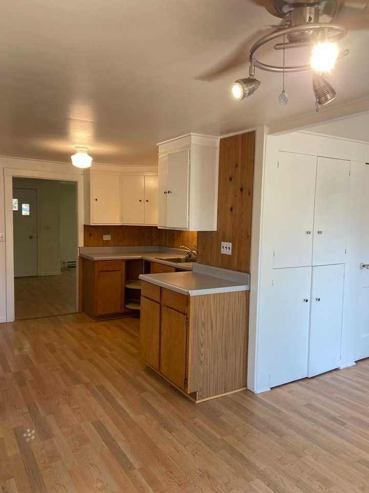 3861 Willamette St - Photo 7 of 19