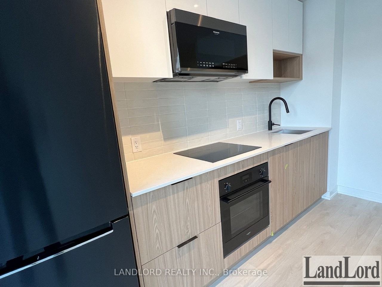 5 Defries St #323 - Photo 3 of 20