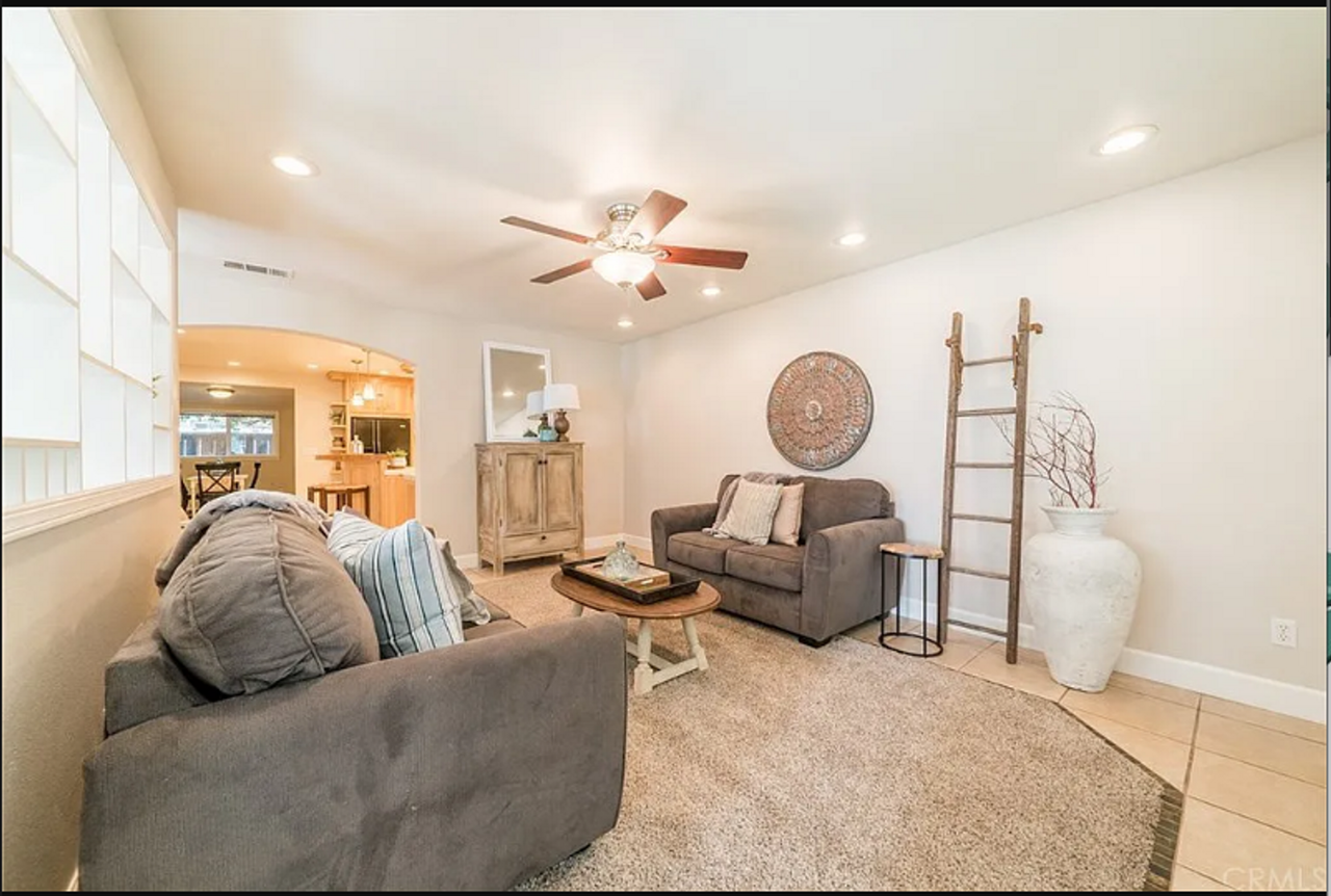 925 Pomona Ave - Photo 5 of 22