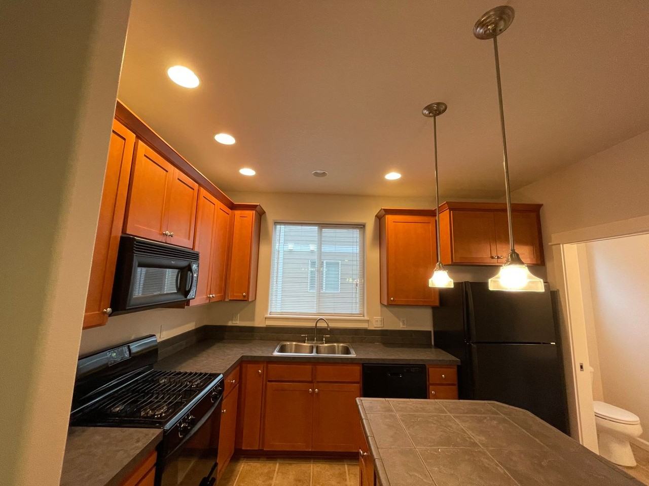 16142 Sw Gage Ln - Photo 6 of 32