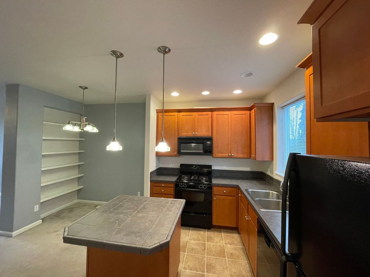 16142 Sw Gage Ln - Photo 7 of 32