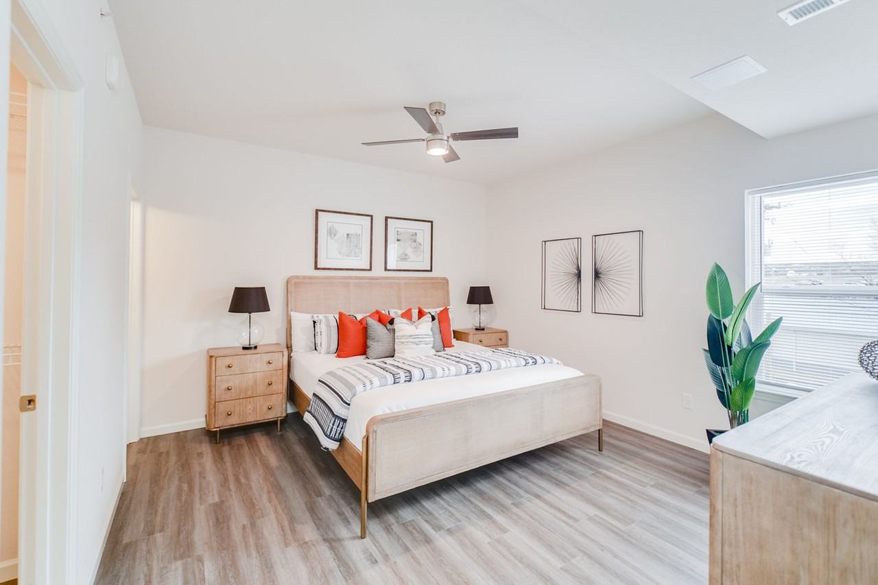 1447 Park West Ct - Photo 7 of 50