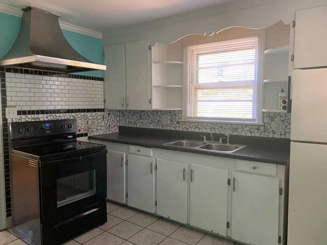 4300 Tremont St - Photo 4 of 10