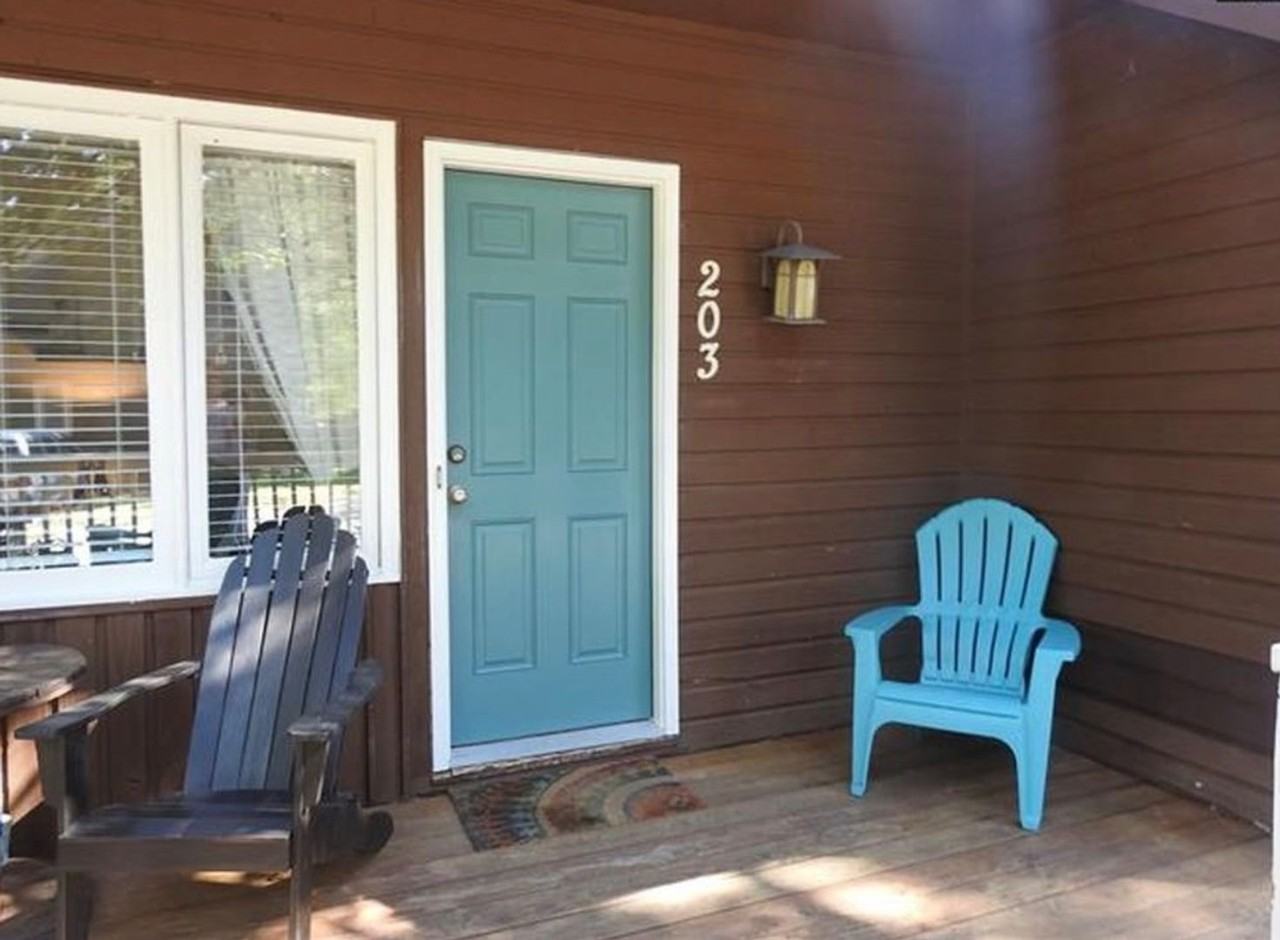 203 Walnut Creek Cir - Photo 3 of 5