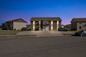 featured image of 1716 Benttree Dr #A