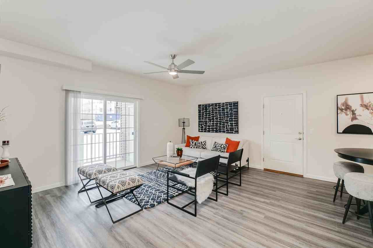 1455 Park West Ct - Photo 6 of 50