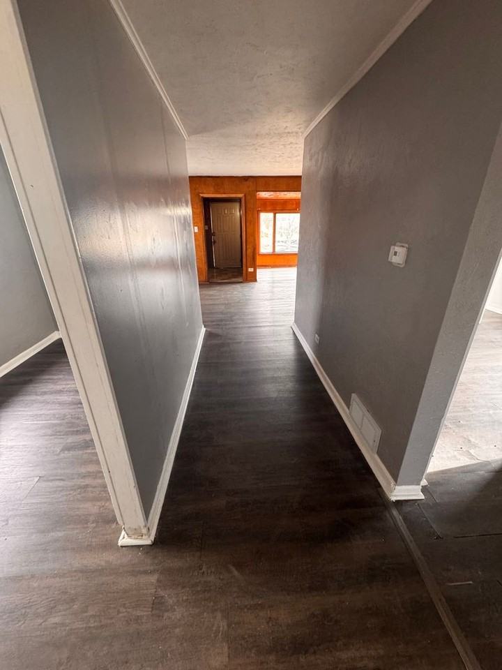 1827 Frances Ave - Photo 4 of 13