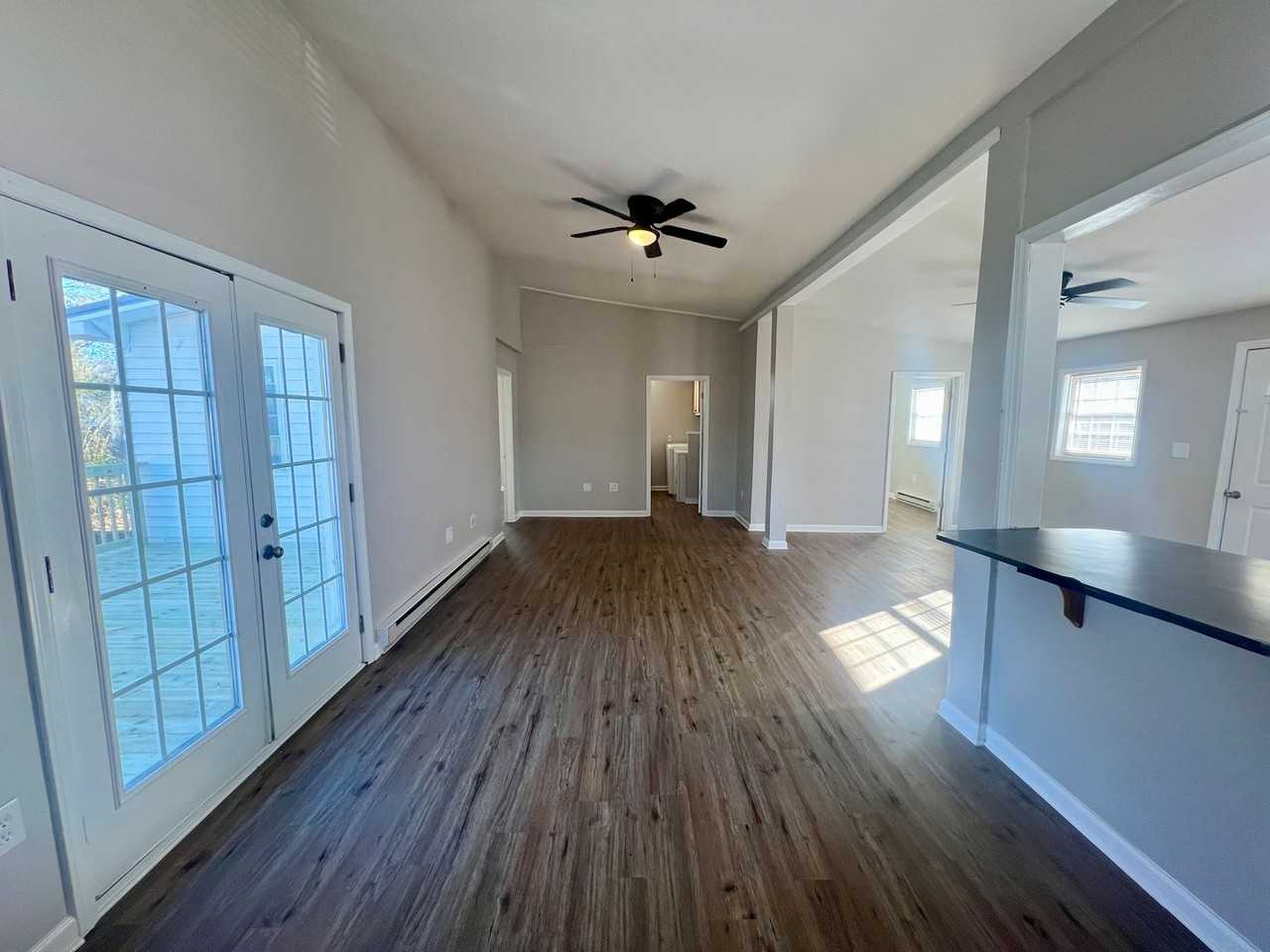 114 Park Ave - Photo 4 of 9