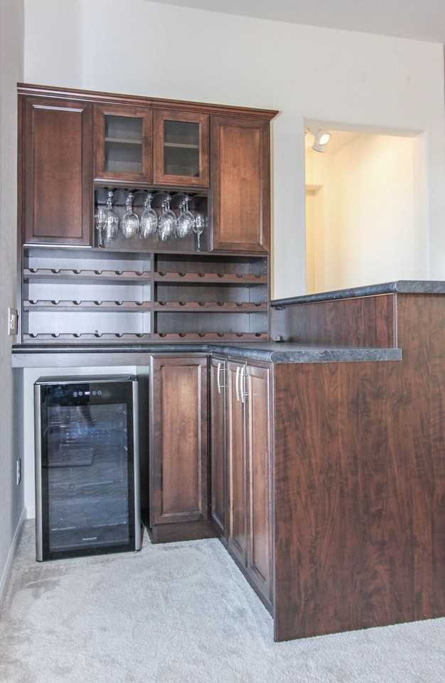 3296 Cliff Edge Dr - Photo 2 of 24