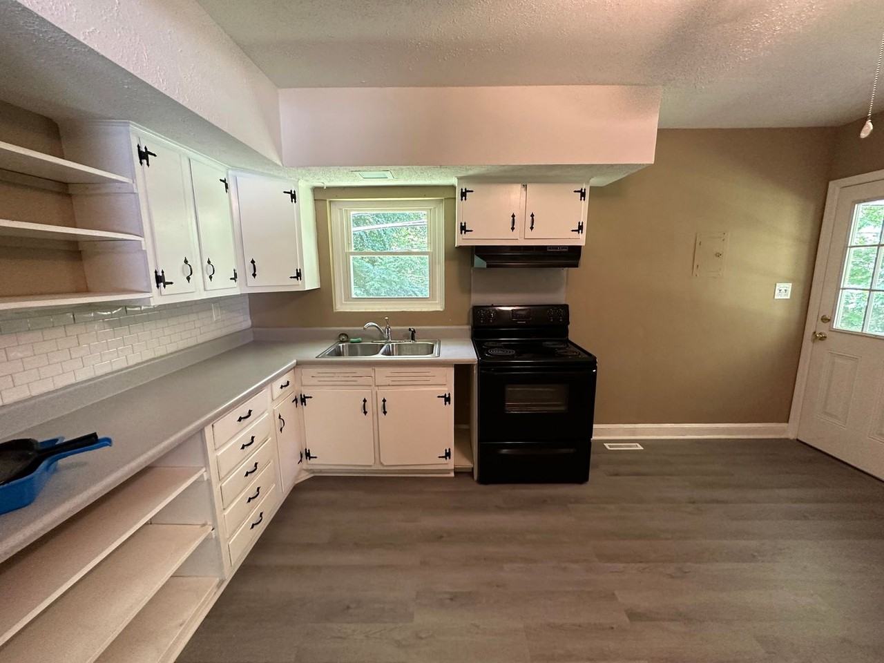 234 Johns Creek Rd - Photo 2 of 14