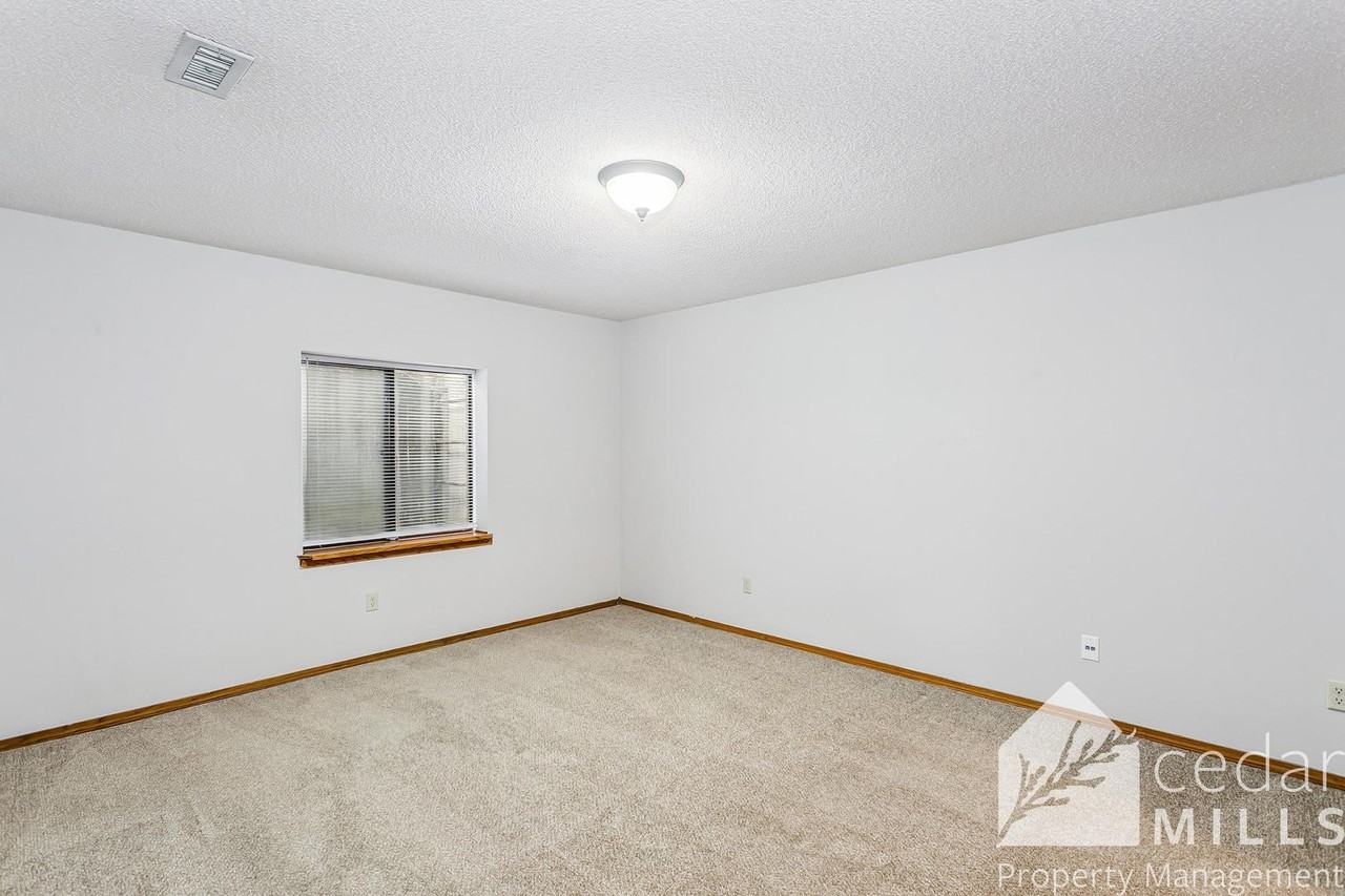 7712 E 30th St N - Photo 5 of 14