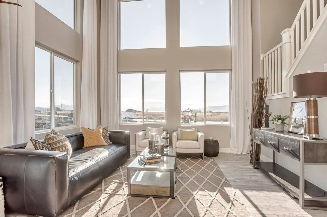 1893 S 1140 W - Photo 2 of 20