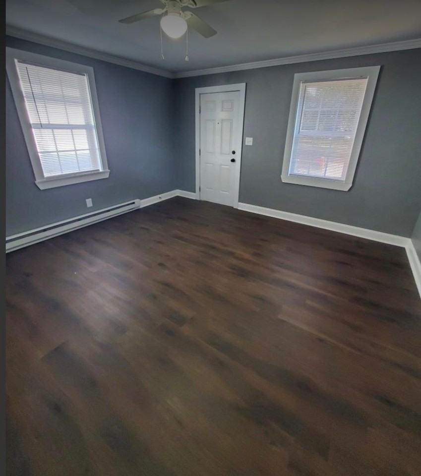 528 Manchester St Se - Photo 4 of 10