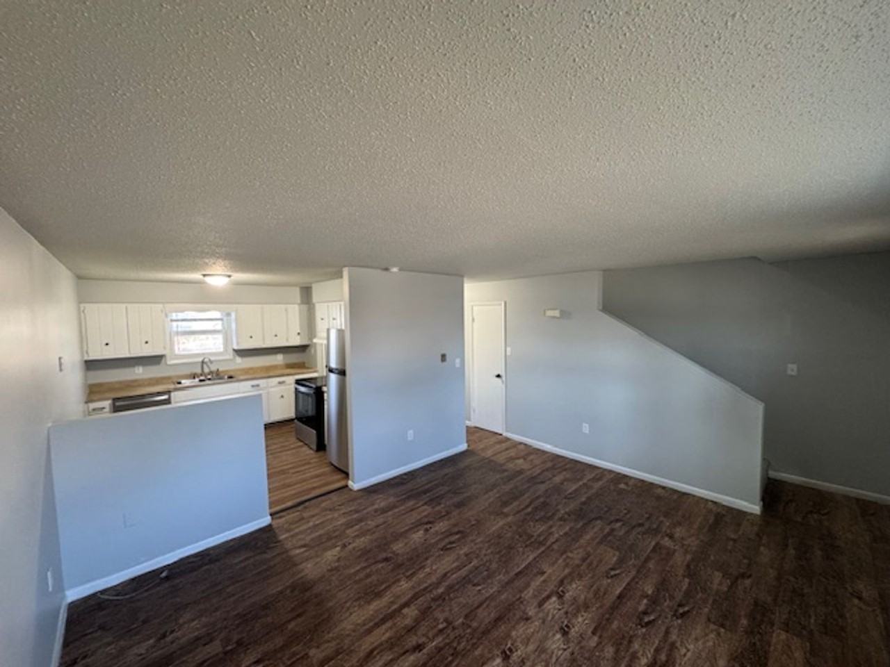 209 Keigher Dr - Photo 4 of 10