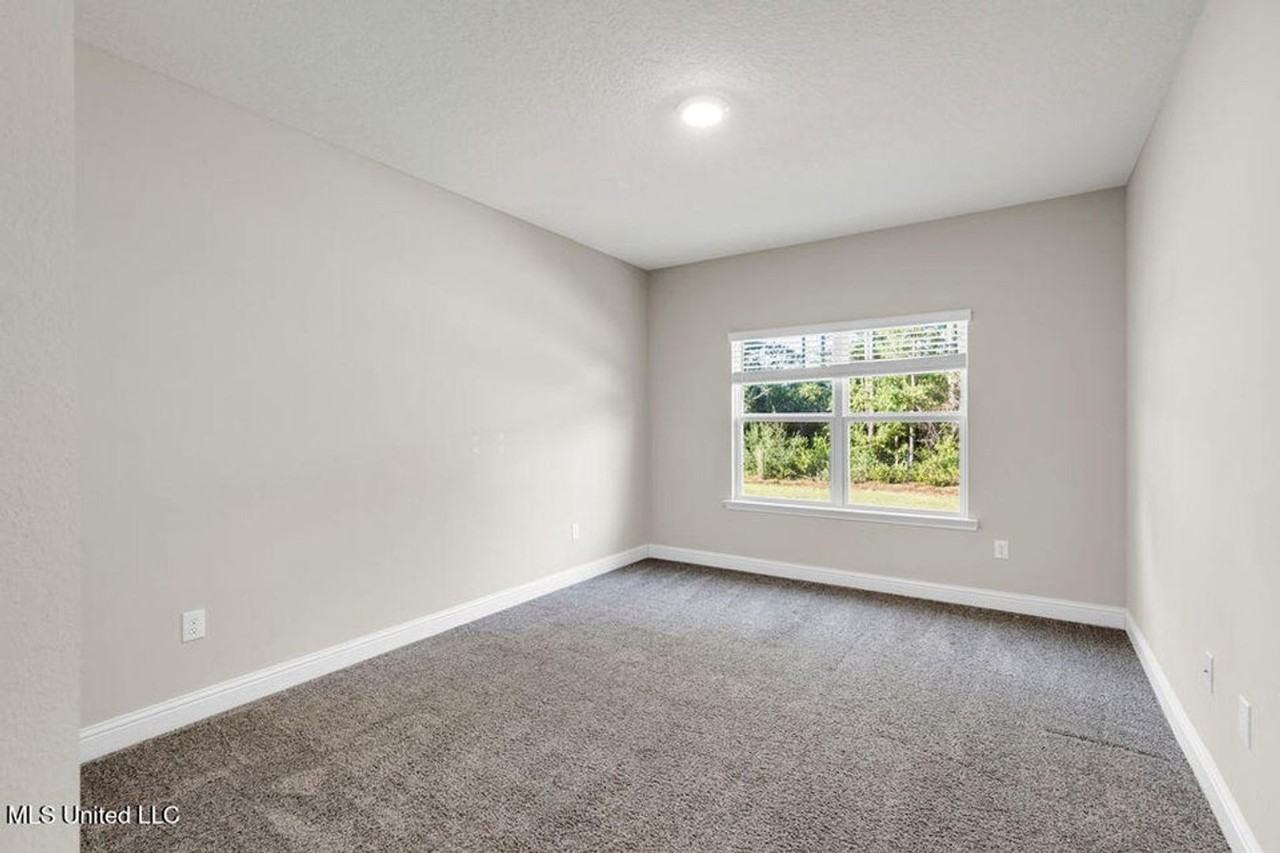 7220 Barley Dr - Photo 5 of 19