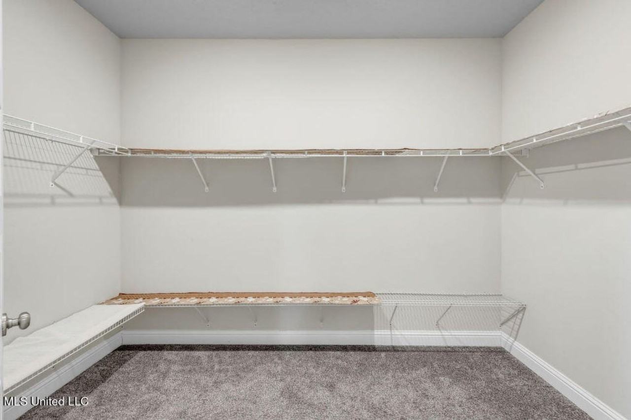 7220 Barley Dr - Photo 6 of 19