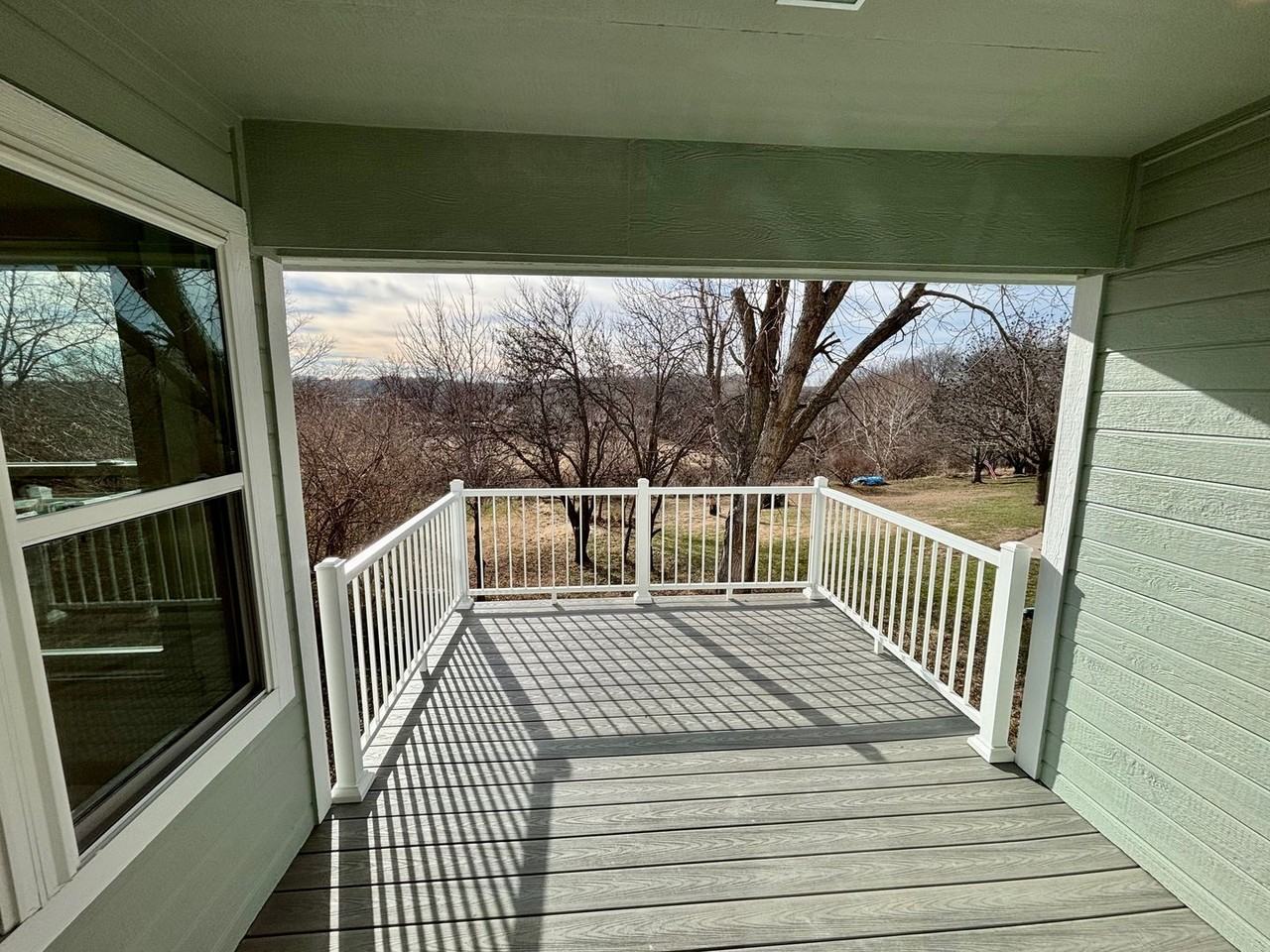 931 Connecticut Ave - Photo 3 of 27