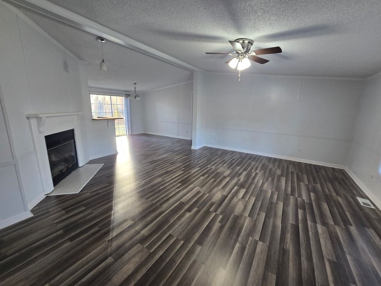 2207 Keen Ct - Photo 4 of 40