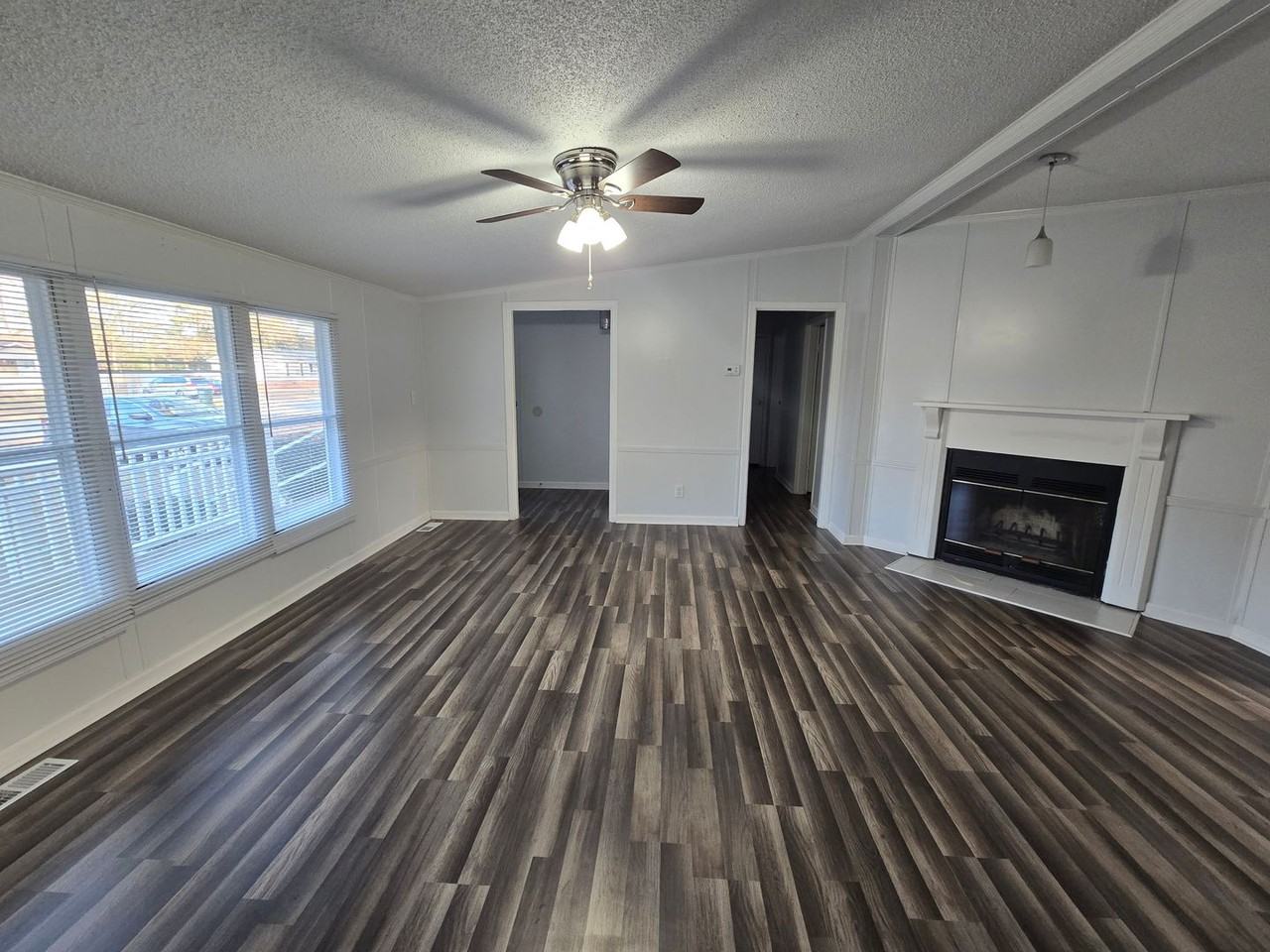 2207 Keen Ct - Photo 6 of 40