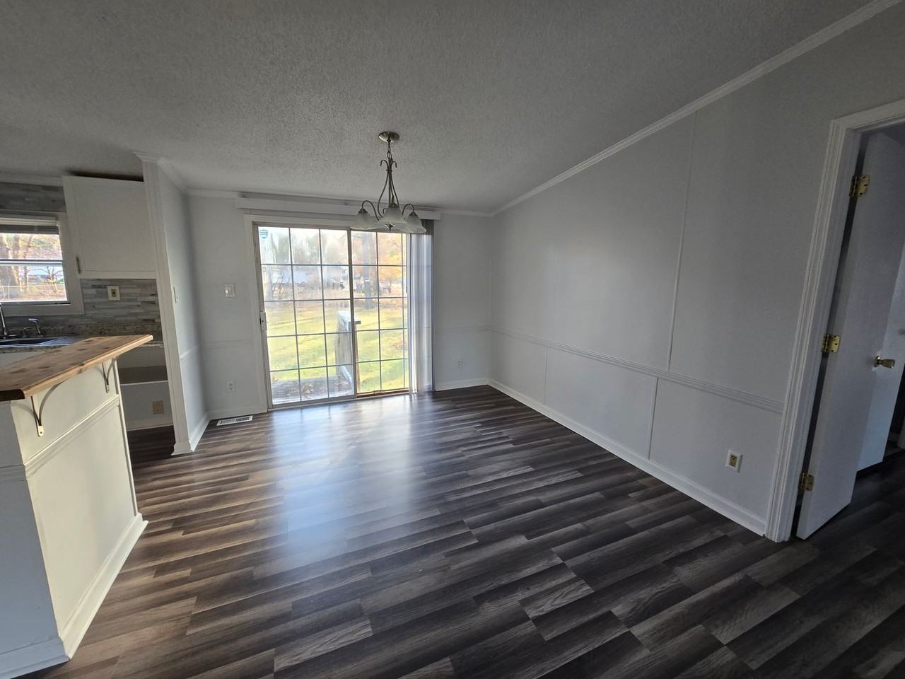 2207 Keen Ct - Photo 7 of 40