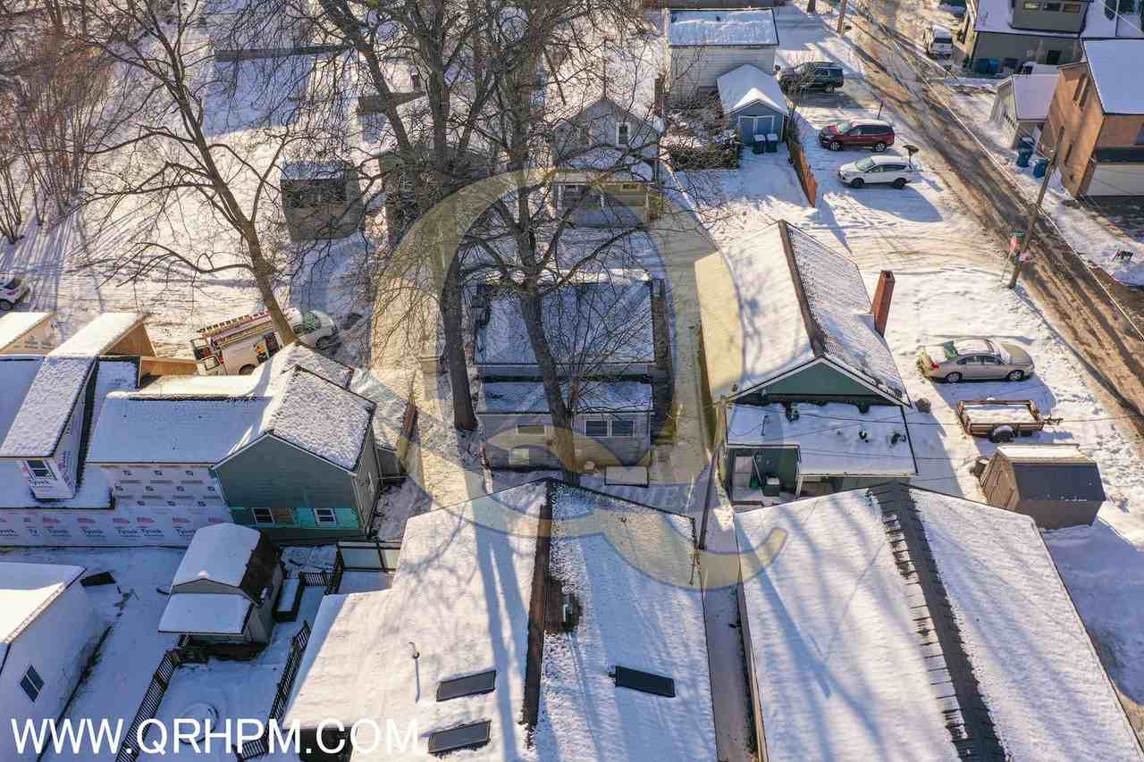 2040 Linden St - Photo 2 of 14