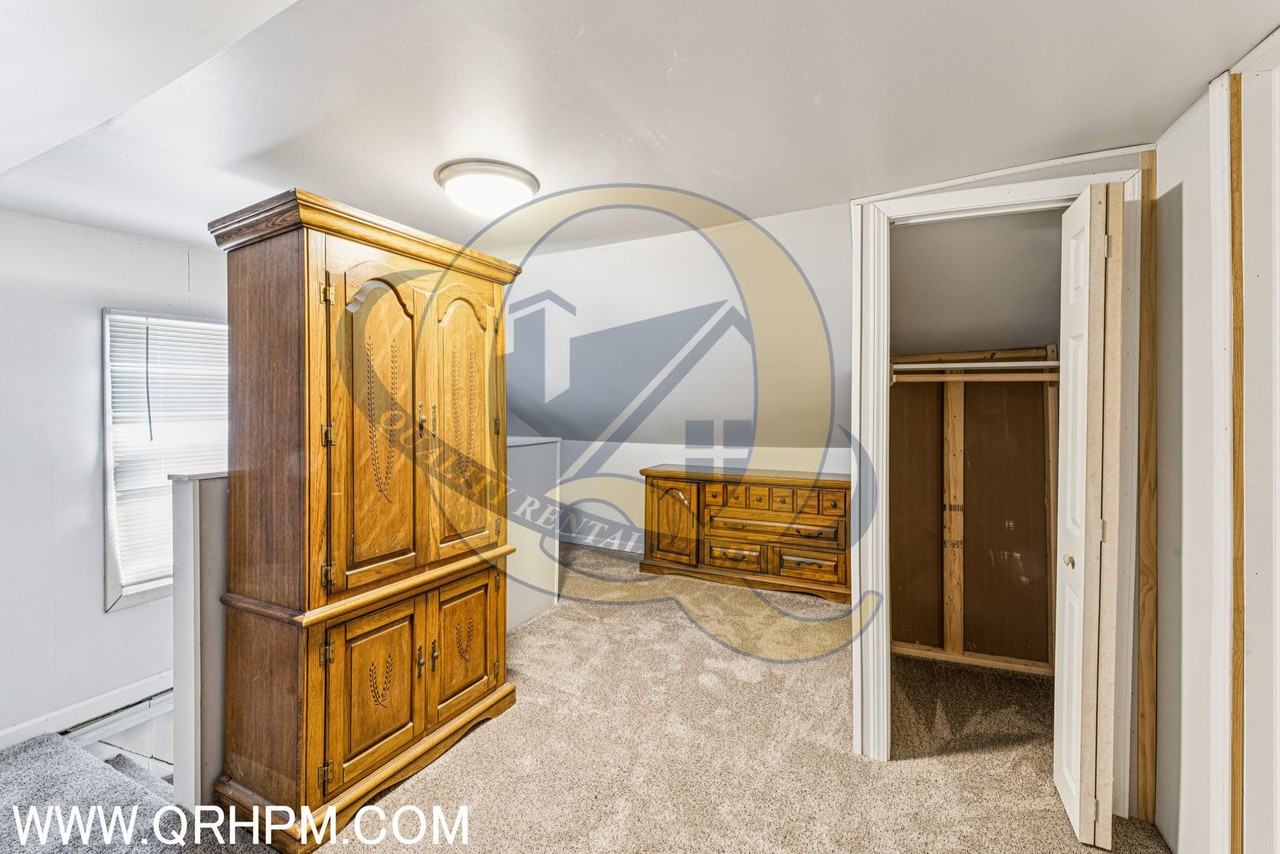 2040 Linden St - Photo 7 of 14