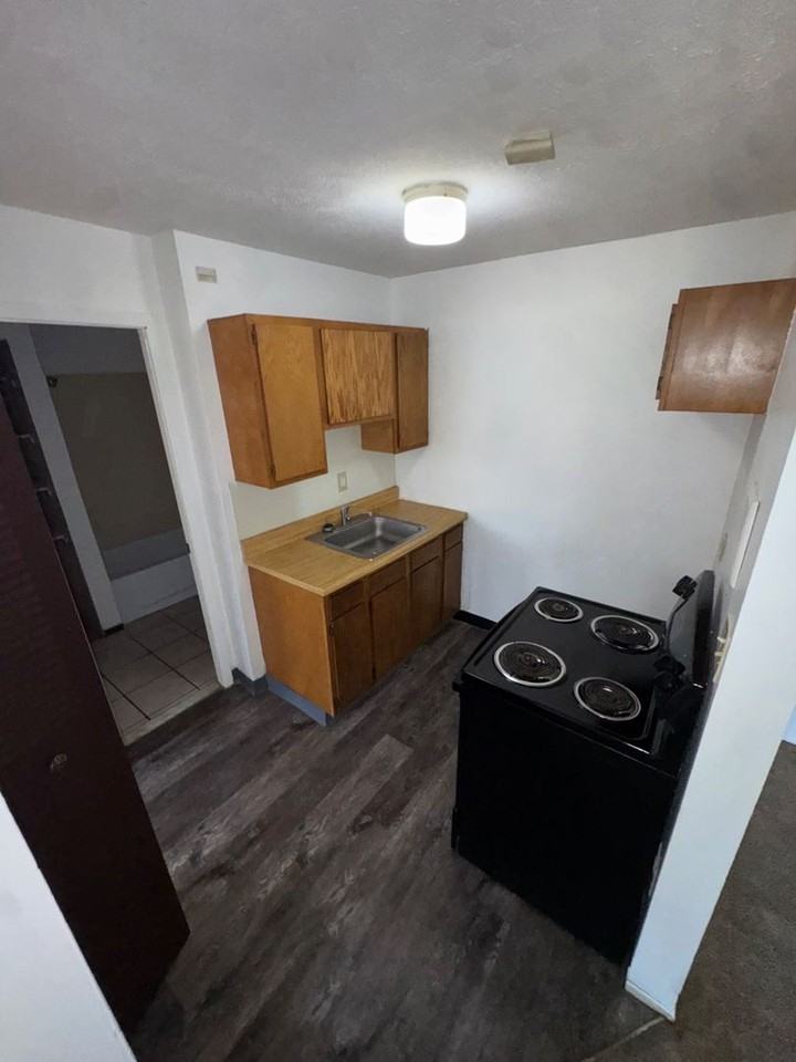 5058 Broadway - Photo 6 of 23