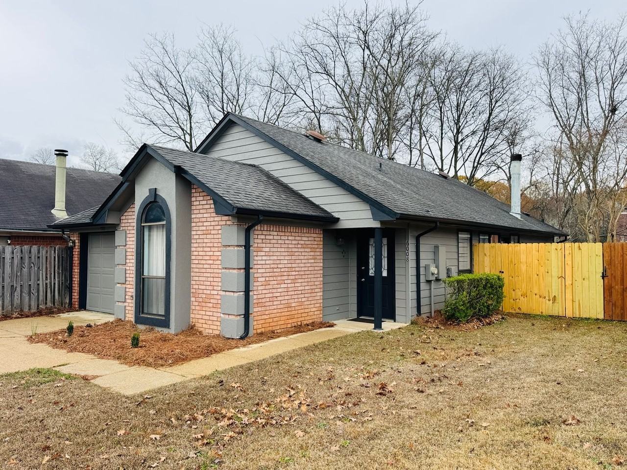 6008 Woodrun Ct - Photo 2 of 30