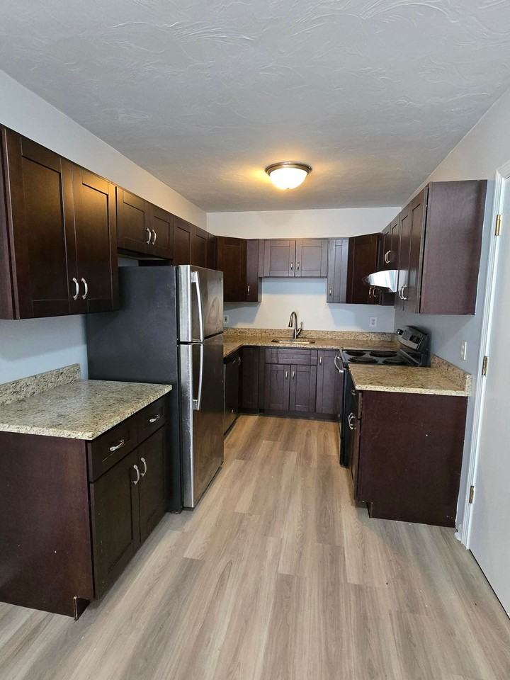 8 Carlmark Street - Photo 4 of 8