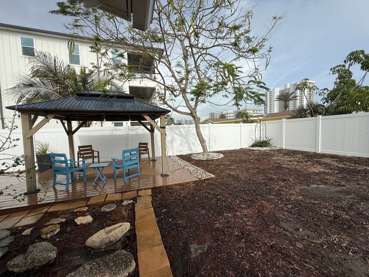 3799 Emilia Dr - Photo 2 of 24