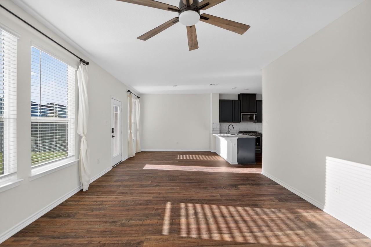 14430 Calaveras Cv - Photo 4 of 26